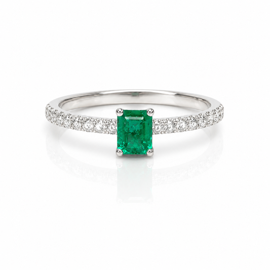 Anillo esmeralda